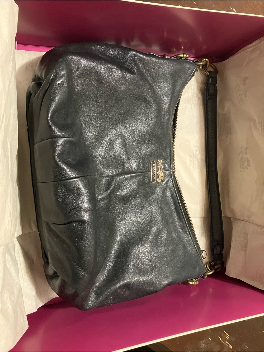 Vintage Coach Madison Maggie Black Leather Shoulder Bag – Style 15553